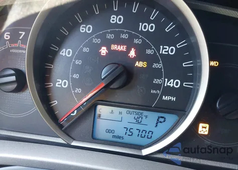 2014 Toyota Rav4 Xle z USA, uszkodzony, nr VIN 2T3RFREV3EW149746